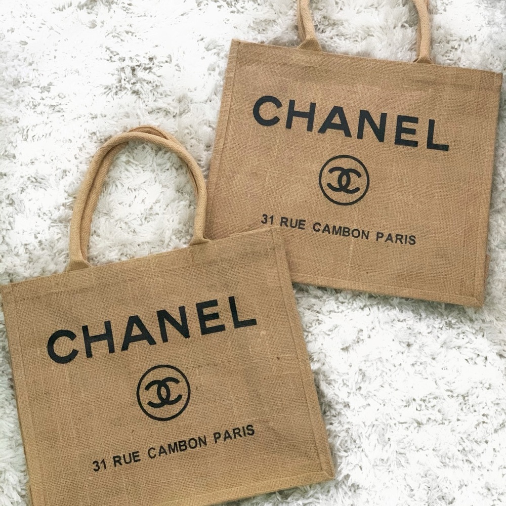 Meet your Posher, Chanel